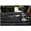 Image 1 : 5 ICE FISHING RODS WITH 2 REELS