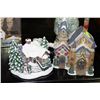 Image 1 : PAIR OF ILLUMINATED CHRISTMAS HOUSE