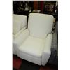 Image 1 : WHITE FABRIC RECLINING ACCENT CHAIR