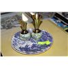 Image 1 : 2 DECORATIVE PLATES + 2 HANDPAINTED VASES