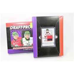 LOT OF 16 HOCKEY CARDS - 14 GAME USED