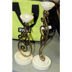 PAIR OF BIRD DESIGN CANDLEHOLDER W/ VASE