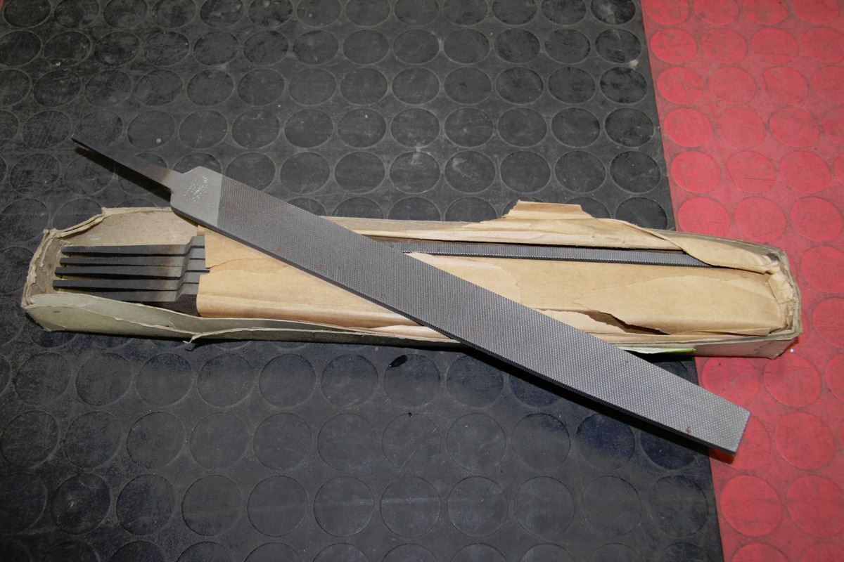 BOX OF 6 NEW LARGE METAL FILES