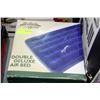 Image 1 : DOUBLE SIZE AIR BED