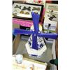 Image 1 : LARGE BLUE & WHITE WINDMILL
