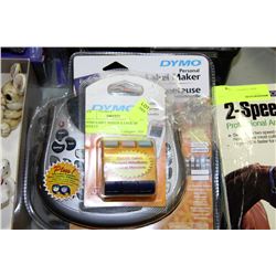 DYMO LABEL MAKER & PACK OF REFILLS