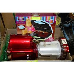 NEW NOSTALGIA ELECTRIC ICE CREAM SANDWICH MAKER