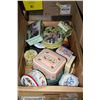 Image 1 : BOX OF TIN CANS