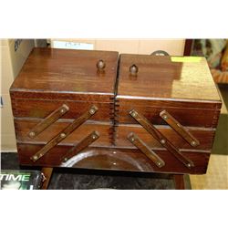 ANTIQUE DUCK TAILED BOX