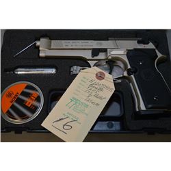 Beretta ( Umarex U.S.A. ) Model 92FS .177 cal 8 Shot Pellet Pistol w/ 127 mm bbl [ appears as new in