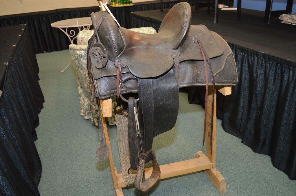 Antique Western Hi Back Saddle w/ brass horn, ( J.E.S. stamped on right