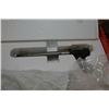 Image 2 : Winchester Model 70 Safari Express .458 Win Mag cal Bolt Action Rifle w/ 24" bbl [ appears as new in
