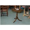 Image 1 : Centre Pedestal Walnut Occasional Table