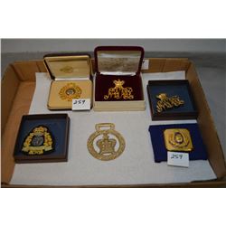 Tray Lot : Cased RCMP Ltd Edition Reproduction Officer's Forage Cap Badge North West Mounted Police 