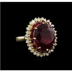 14.57ctw Ruby and Diamond Ring - 14KT Yellow Gold