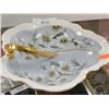 Image 1 : VINTAGE DISH - LEAF DESIGN