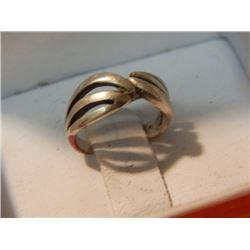 RING - SILVER ADJUSTABLE PINKIE/TOE RING - FROM ESTATE STORAGE LOCKER