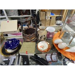 LOT OF COLLECTABLES - 8PC
