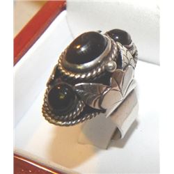 SILVER RING - EARLY VICTORION DESIGN WITH HIDDEN LOCKET ON TOP - THEE STONES - STAMPED 925 - CONTENT