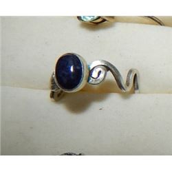SILVER RING - UNIQUE TWISTED BAND AND DEEP BLUE CENTER STONE