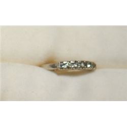 SILVER RING - UNIQUE TWISTED BAND WITH 7 CLEAR STONES  - STAMPED 925