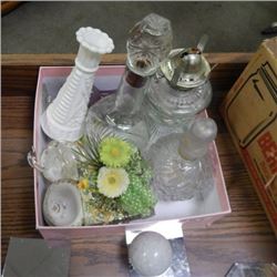 BOX OF ASSORTED COLLECTABLES