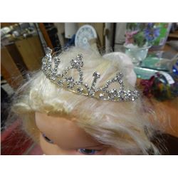 TIARA - IN BOX - WITH COMBS ON ENDS
