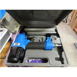PIN NAILER