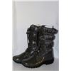Image 1 : LADIES GREY PATENT & FABRIC LACE UP WINTER BOOTS