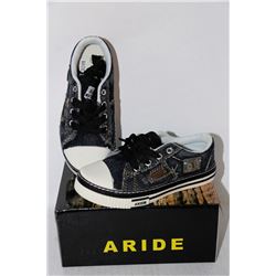 KIDS JEAN STYLE LACE UP SHOES SIZE 4