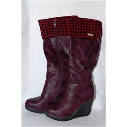 LADIES KNEE HIGH BURGUNDY W/ BLACK & RED ACCENT