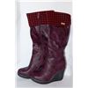 Image 1 : LADIES KNEE HIGH BURGUNDY W/ BLACK & RED ACCENT