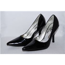 LADIES BLACK 4" HIGH HEEL