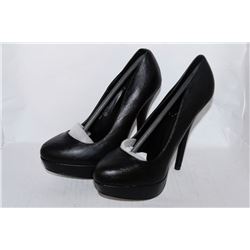 LADIES BLACK 5.5" HIGH HEEL