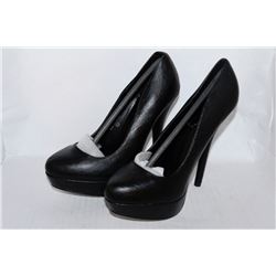 LADIES BLACK 5.5" HIGH HEEL
