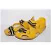 Image 1 : LADIES YELLOW SANDAL SIZE 6.5