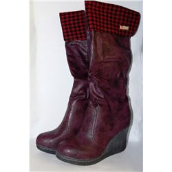 LADIES KNEE HIGH BURGANDY W/ RED & BLACK ACCENT