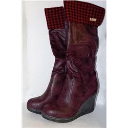 LADIES KNEE HIGH BURGANDY W/ RED & BLACK ACCENT