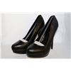 Image 1 : LADIES BLACK 5.5" HIGH HEELS SIZE 9