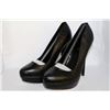 Image 1 : LADIES BLACK 5.5" HIGH HEELS SIZE 6.5