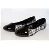 Image 1 : LADIES BLACK & PLAID FLATS SIZE 5.5