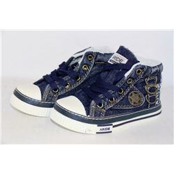 KIDS JEAN STYLE LACE UP SHOES SIZE 8