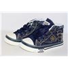 Image 1 : KIDS JEAN STYLE LACE UP SHOES SIZE 8