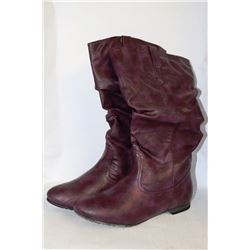 LADIES BURGANDY COWBOY STYLE BOOTS SIZE 8H