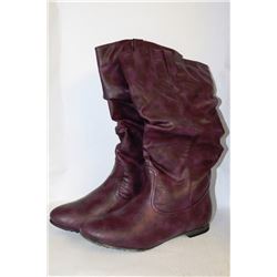 LADIES BURGANDY COWBOY STYLE BOOTS SIZE 8H