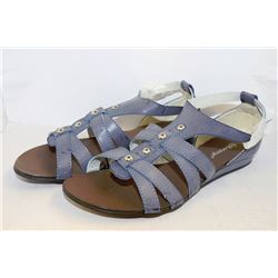 LADIES NAVY OPEN TOE GLADIATOR STYLE SANADALS