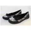 Image 1 : LADIES MOCCASIN STYLE BLACK & PRINT FLATS