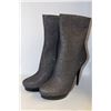 Image 1 : LADIES SILVER/BLACK HIGH HEEL BOOT SIZE 8
