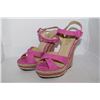 Image 1 : LADIES PINK OPEN TOED WEDGE HEEL SIZE 7