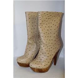LADIES BEIGE W/ FAKE WOOD LOOK HIGH HEEL BOOT